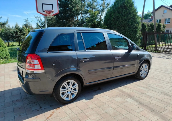 Opel Zafira cena 23900 przebieg: 180700, rok produkcji 2010 z Wrocław małe 277